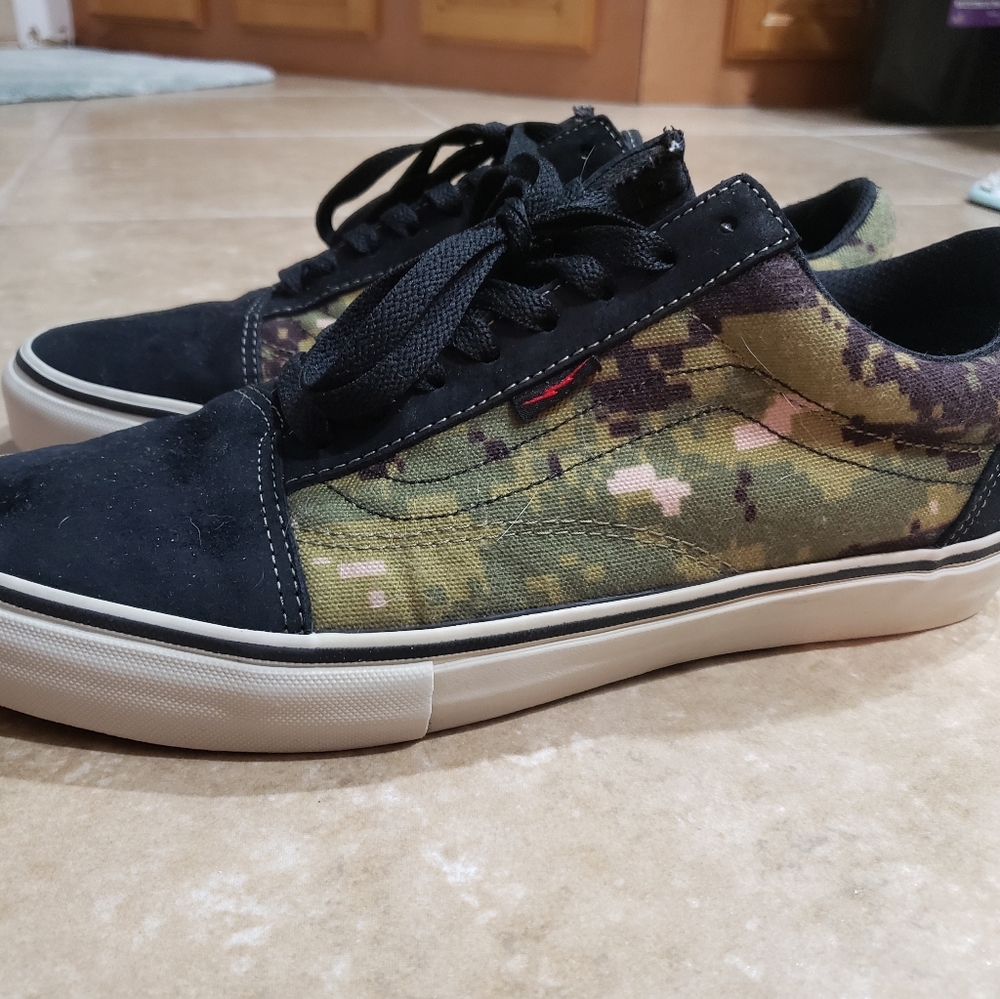 Van's Old Skool Pro "S" Syndicate Defcon Sneaker